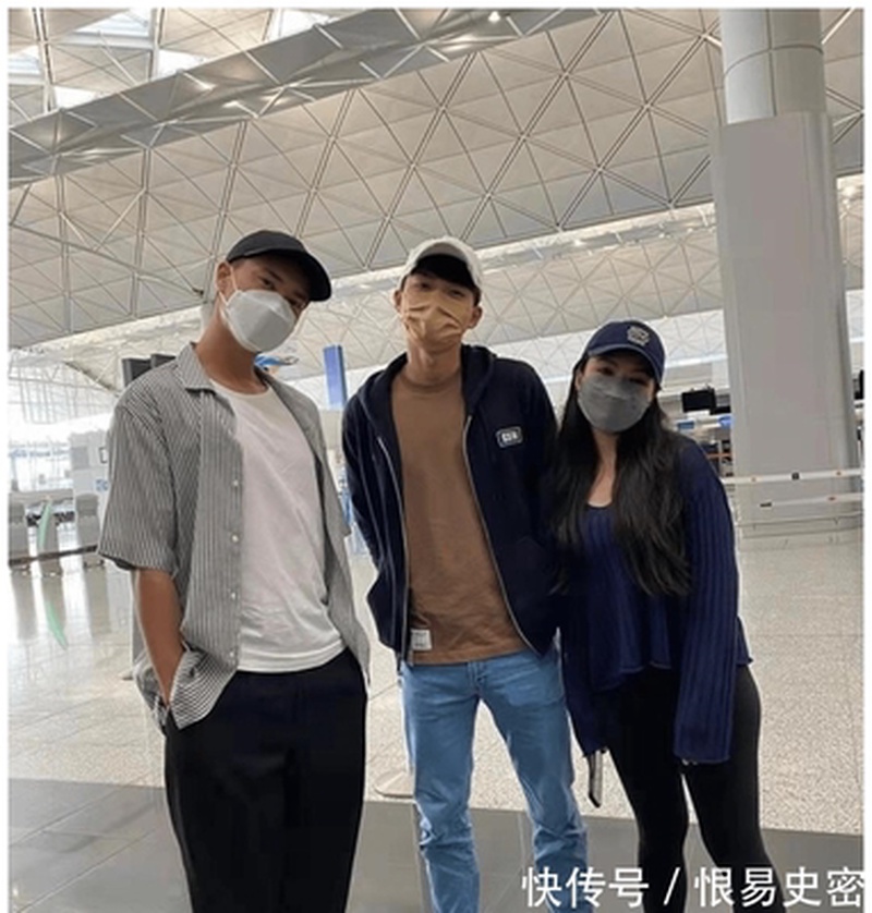 王灏儿和足球队老板同框这新恋情也太猛了吧
